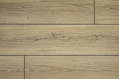 Замковый ламинат 100% натуральный, состоит из осины и березы 50/50, толщина 8 мм., водостойкий (72 часа защиты от воды), 34 класс износостойкости/AC6, ударопрочный. Структура N натуральные поры